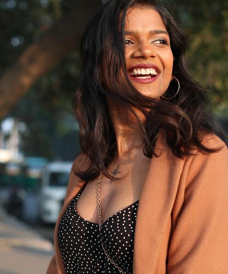 Khyatishree adult model pictures