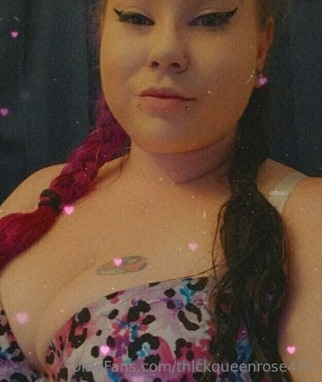 thickqueenrose420 sexy star picture
