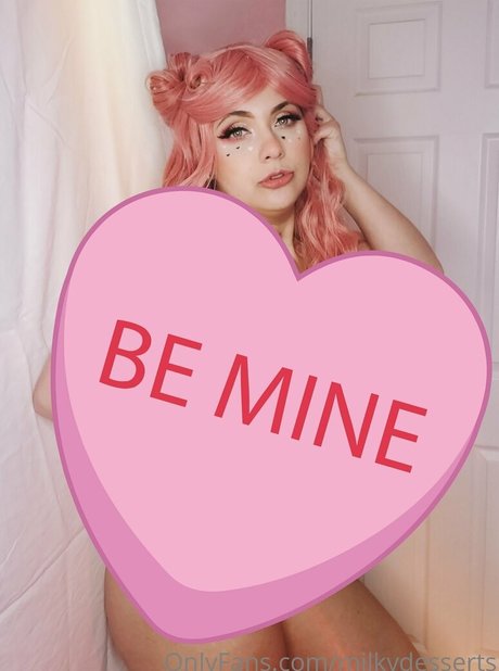 milkydesserts beautiful model pic