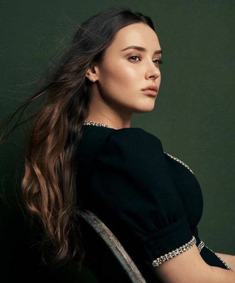 Katherine Langford beautiful star gallery
