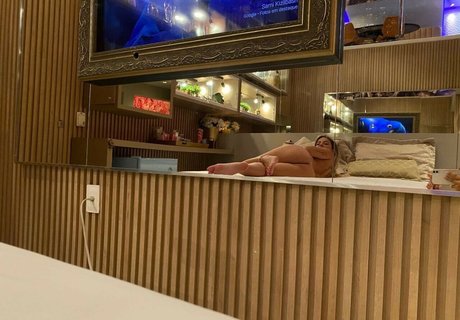 balls onlyfans hot nude pictures