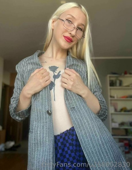 thick mature onlyfans pornographic pics