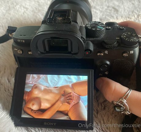 cum on glasses onlyfans free porn photos