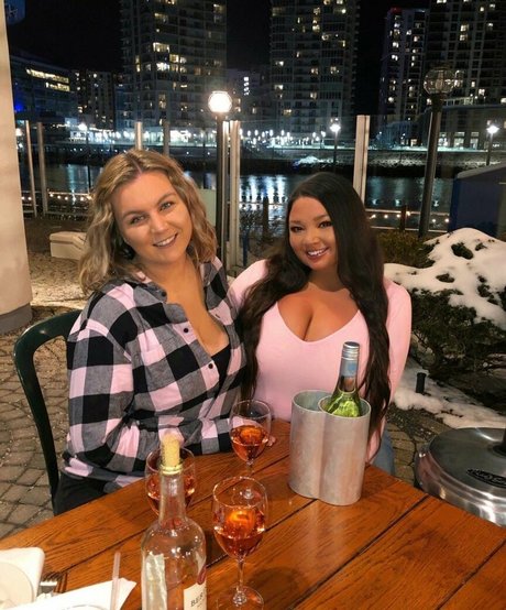 busty redhead teen onlyfans sexy nudes img