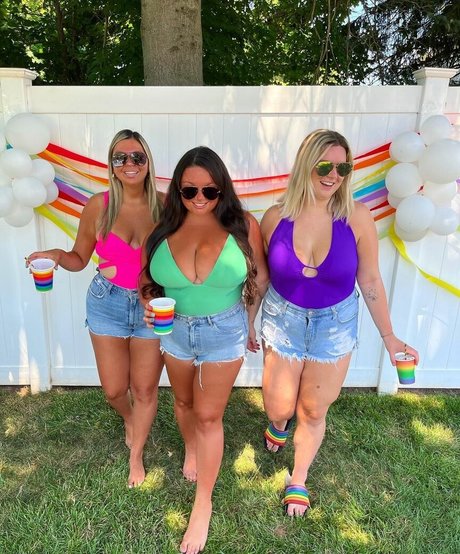 Jenn M pretty pornstar galleries