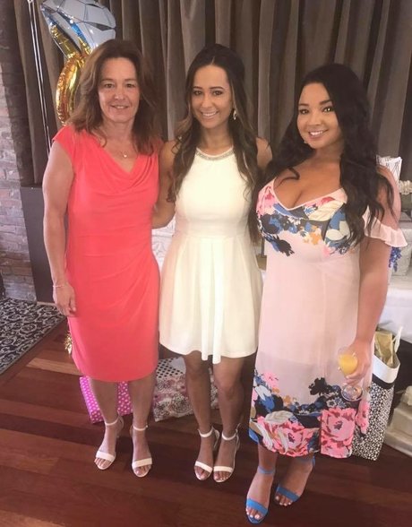 hooters onlyfans sexy xxx photos