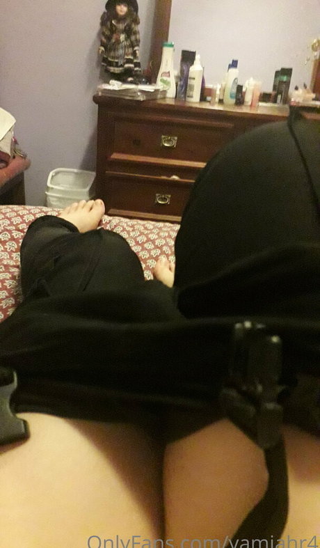 yamiahr4 adult star pic