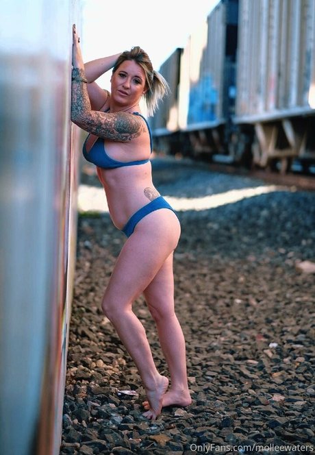 molleewaters model top archive