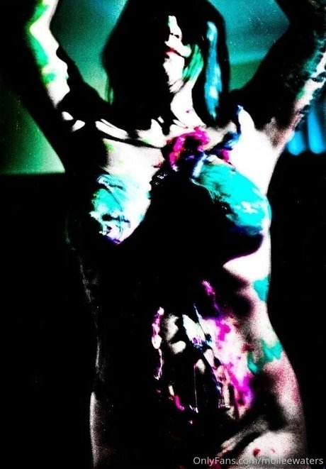 molleewaters model nice photos