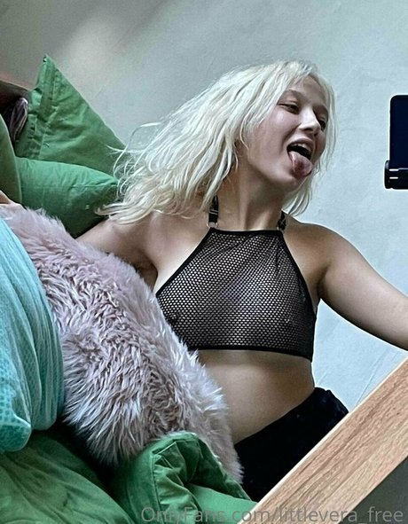 littleveraaa pornstar nude img