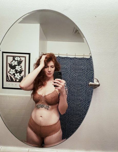 milf yoga onlyfans art nude picture