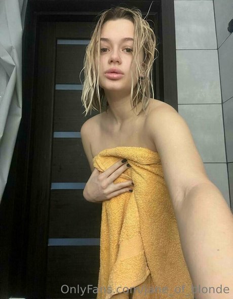jane of blonde pornstar exclusive galleries