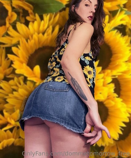 dommetomorrow free Quick photo