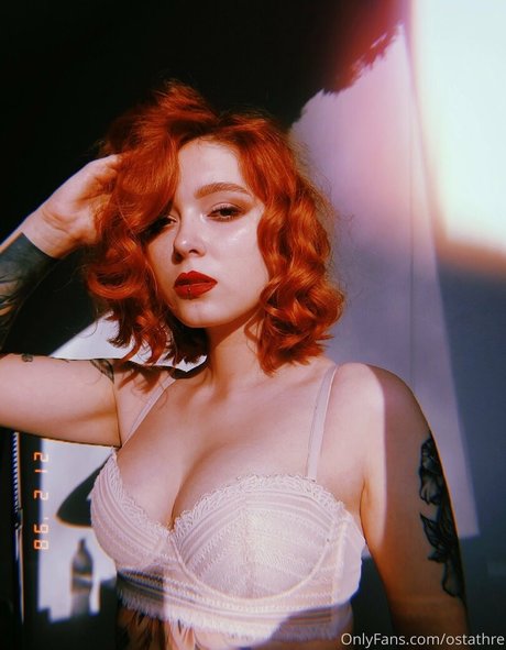 roskosh porn model img