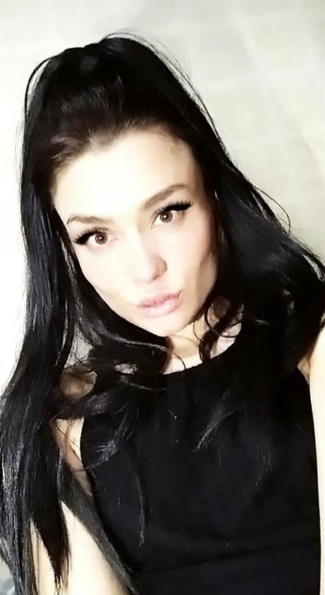 kiramoonlight erotic model pics