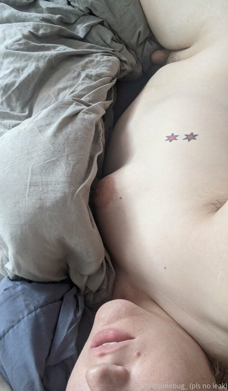 itsjunebug_ porn model gallery