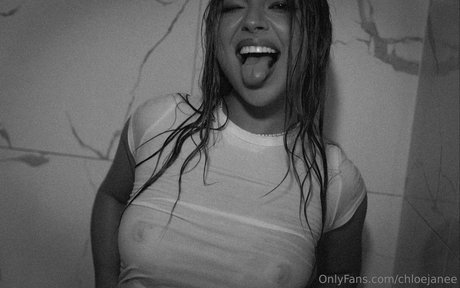 chloejanee model exclusive photos