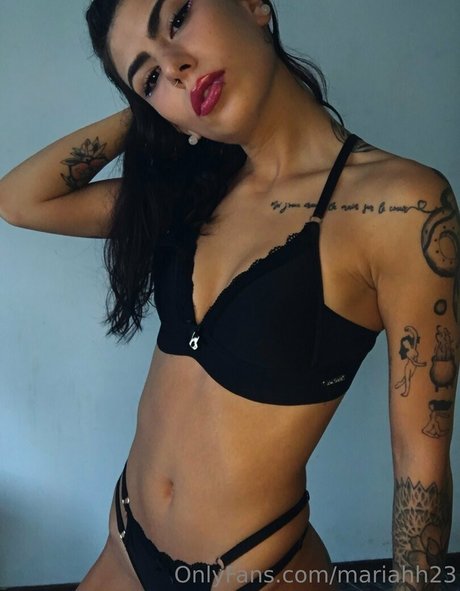 mariahh23 best model pictures