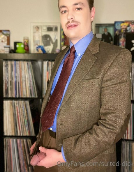 brown onlyfans free photo