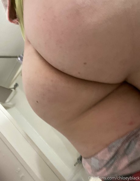 chloeyblack model hd photos