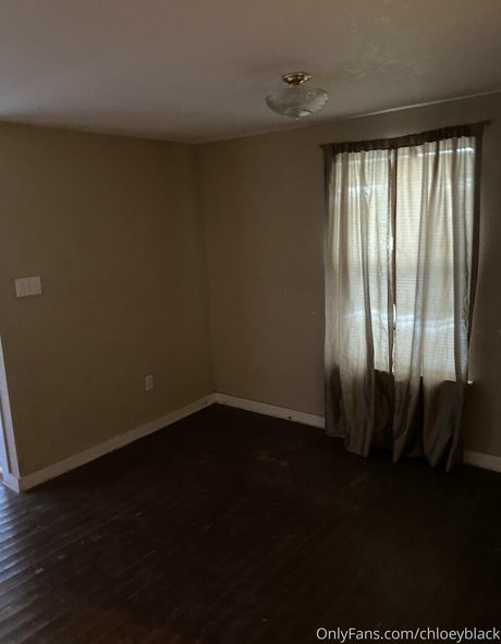 chloeyblack star sexy img