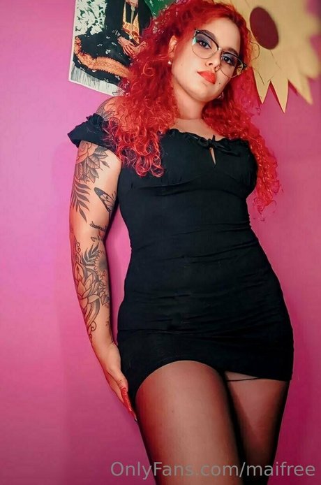 maifree naked model photos