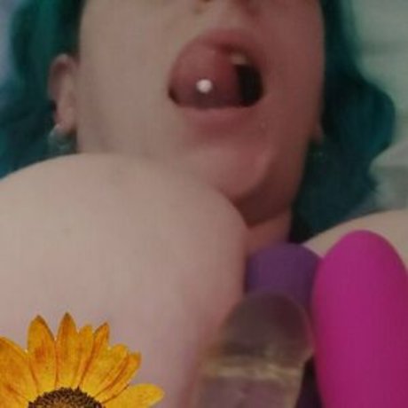 nezuko18 pornstar pretty gallery