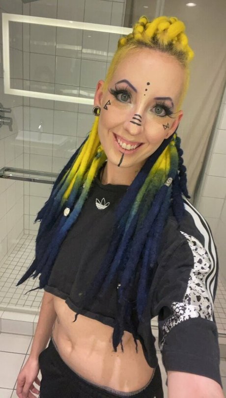 Alieninara star beautiful gallery