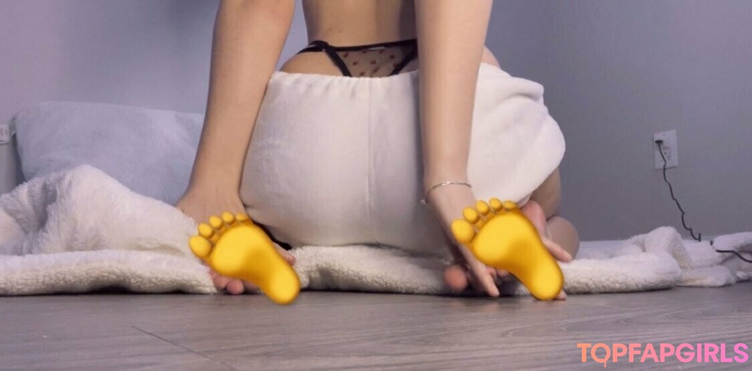 kamkamuwu star nudes photos