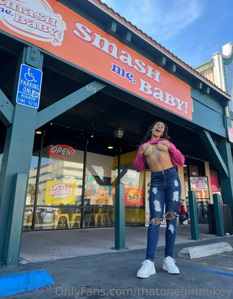 thatonegirlmikey pornstar erotic pic