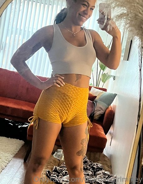 thatonegirlmikey pretty actress photos