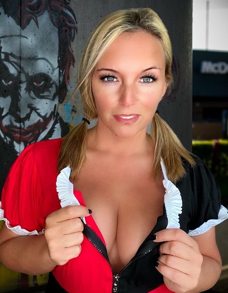 realelizajayne star sexy galleries