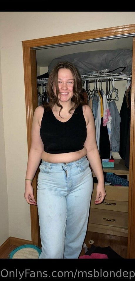 msblondepiggy model art archive