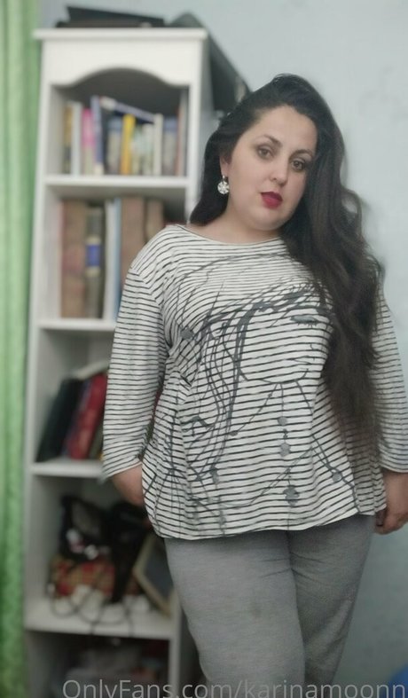 karinamoonn star nudes img