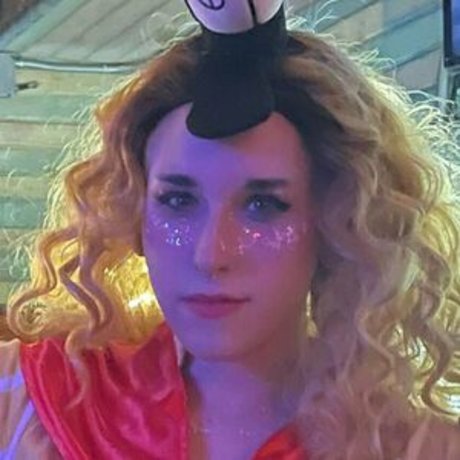 kitkendalx adult model pic