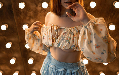 alise lis pornstar pretty gallery