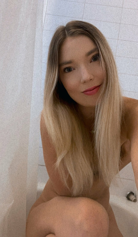 famous nude onlyfans art porn pic