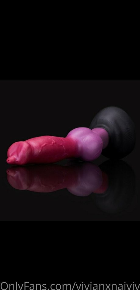 vivianxnaiviv nude model archive