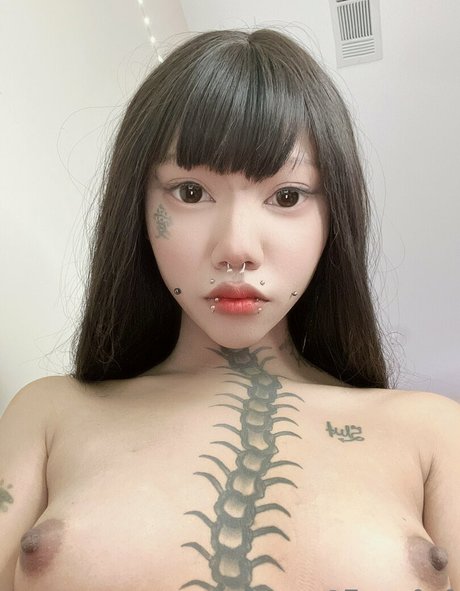 cyb3rb0t star high quality picture