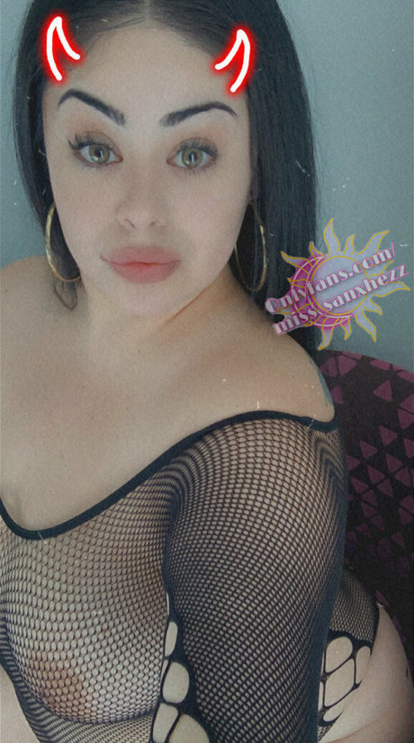 miss sanxhezz model pornographic image