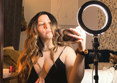 anyarey pretty pornstar pic