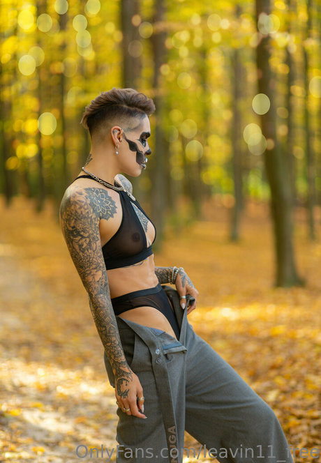 leavin11 free star nudes galleries