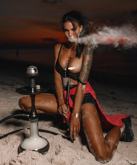 sunny free nudes model images