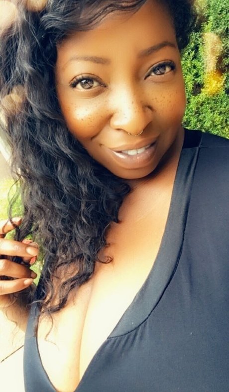 vanessablue pornstar pretty photo