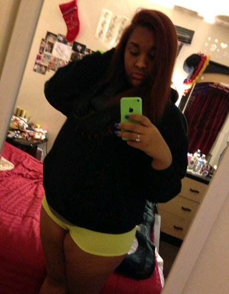 queen coco21 sexy pornstar pics