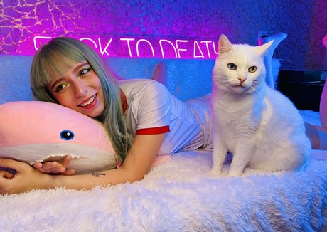 CyberlyCrush exclusive actress img