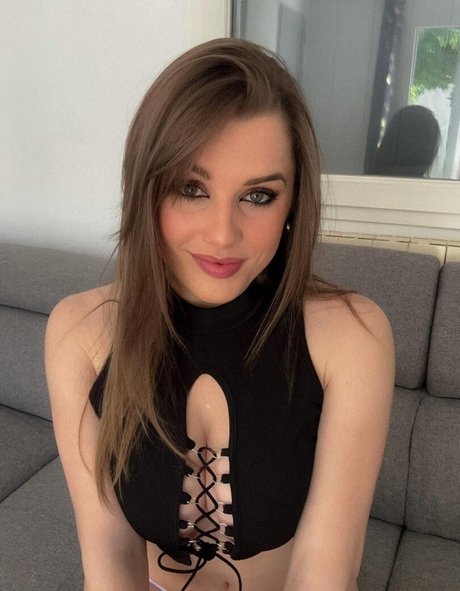 Weenzly sexy star photo