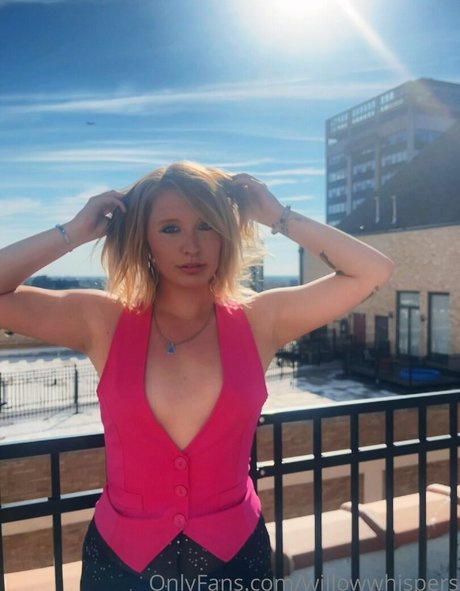 willowwhispers sex model gallery