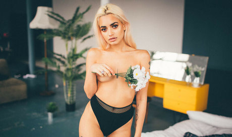 Tara Sky Martin erotic model pics