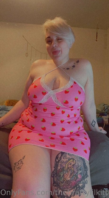 thebrattylilkitten star free photos